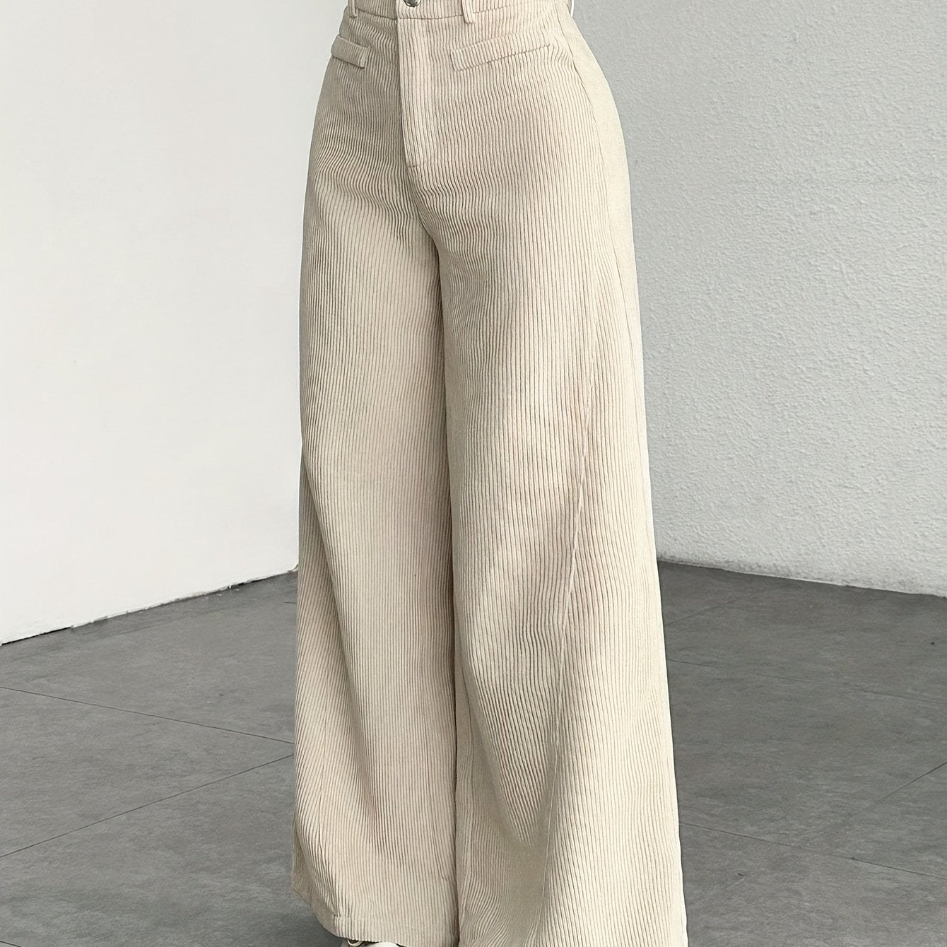 Cordhose mit hoher Taille